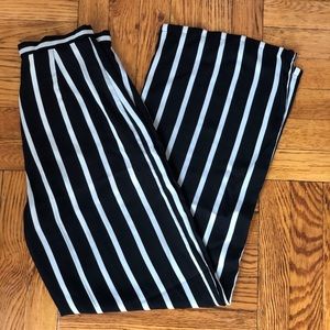 High waisted flare black&white striped pants